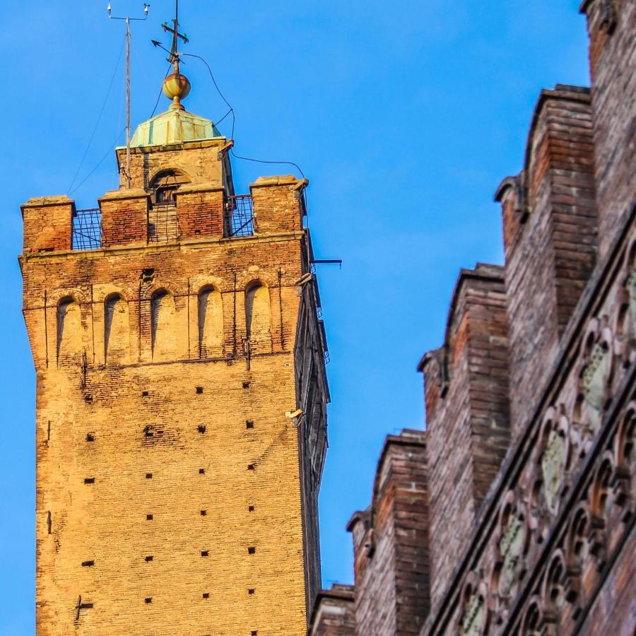 Апартаменти Healthy Flat Bologna - Tower Skyline View Екстер'єр фото