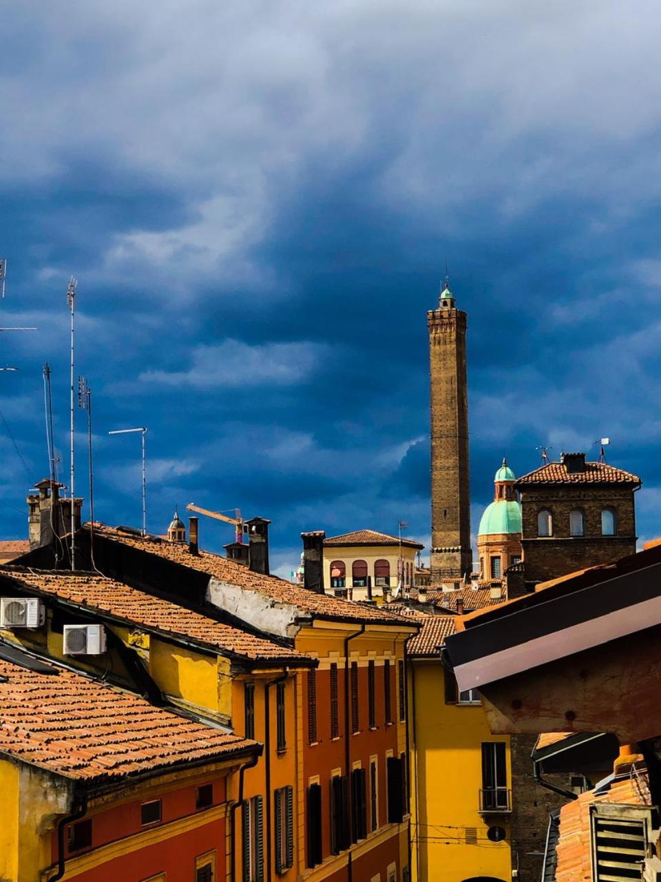 Апартаменти Healthy Flat Bologna - Tower Skyline View Екстер'єр фото